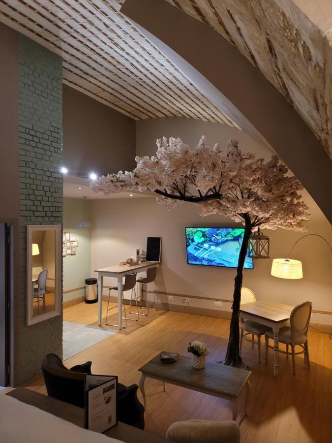 La Parenthese Envoutee Aparthotel Amiens Buitenkant foto