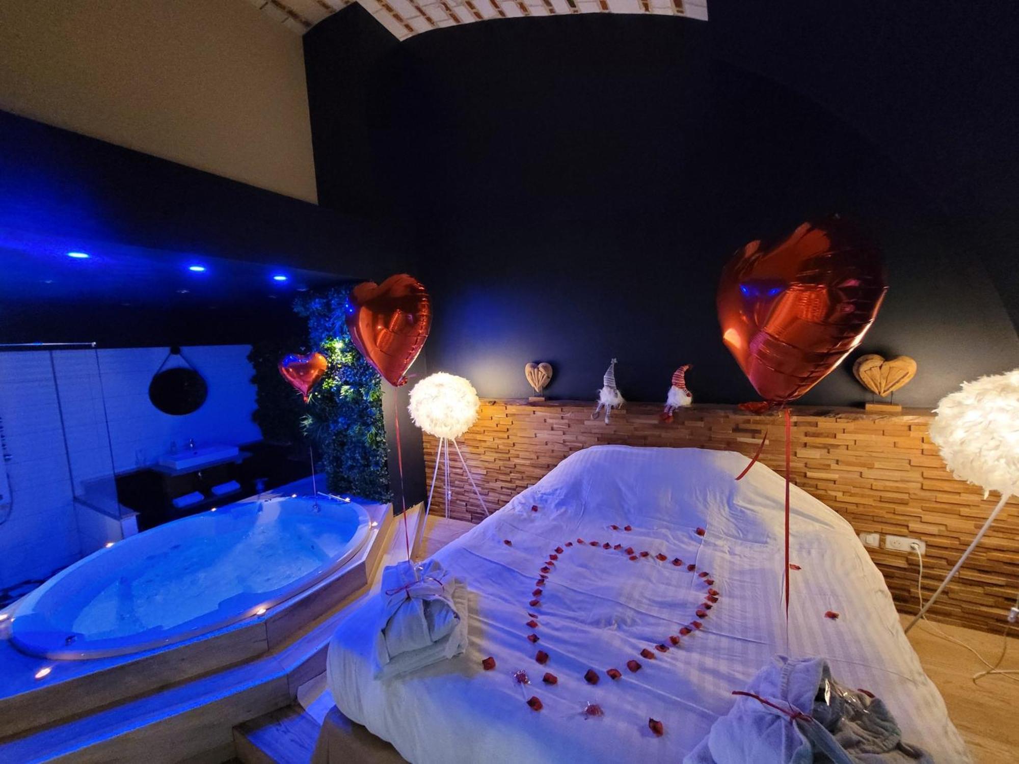 La Parenthese Envoutee Aparthotel Amiens Buitenkant foto