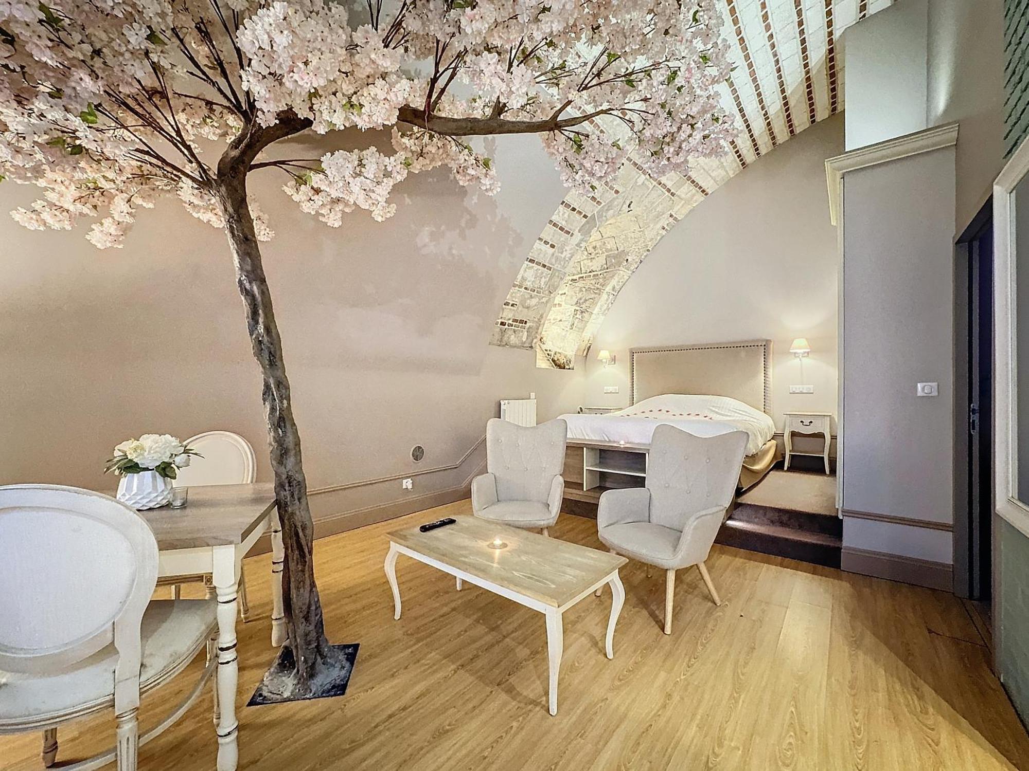 La Parenthese Envoutee Aparthotel Amiens Buitenkant foto
