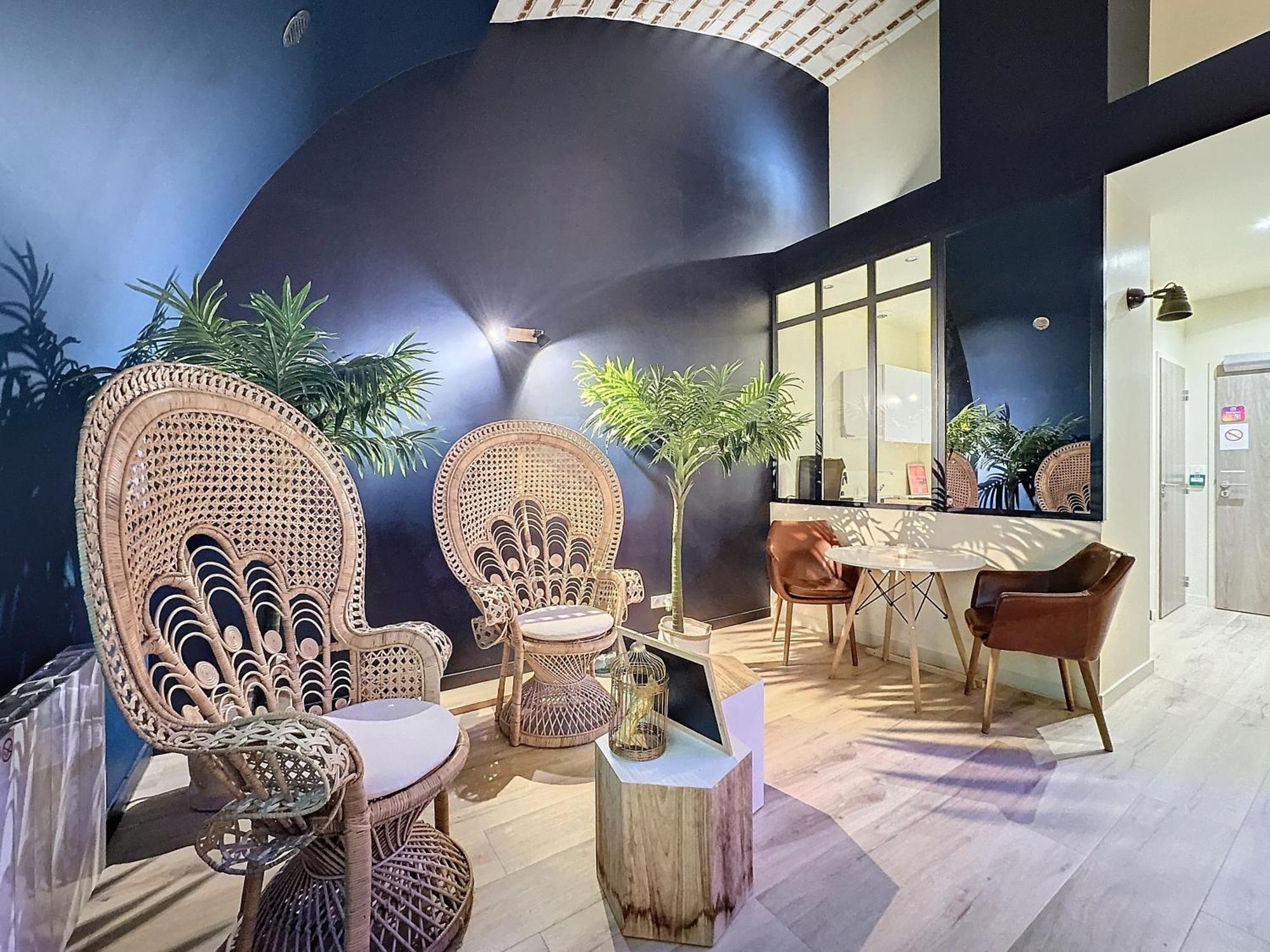 La Parenthese Envoutee Aparthotel Amiens Buitenkant foto